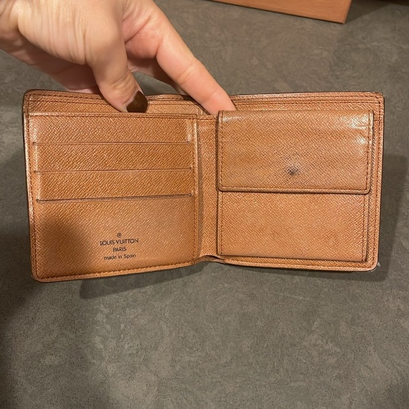 Louis Vuitton Monogram Mens Bifold Wallet - Picture 3 of 11